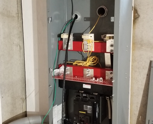 Here is another view of the 600 AMP service our electricians did on this panel in Oxford, Connecticut.